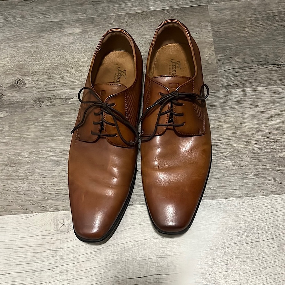 Brown dress shoes- Derby- Florsheim shoe company